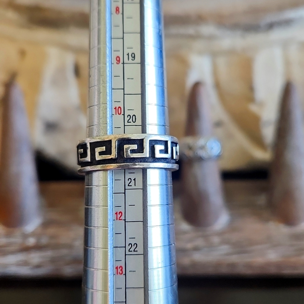 Silver Greek Key Pattern Ring - Picture 3 of 4